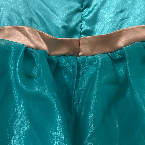 Disney’s Princess Jasmine One Piece Costume - size 4-6 - Picture 4 of 6